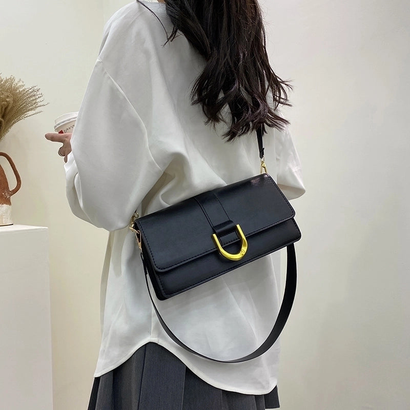 Women’s Medium Pu Leather Solid Color Classic Style Streetwear Sewing Thread Square Lock Clasp Underarm Bag