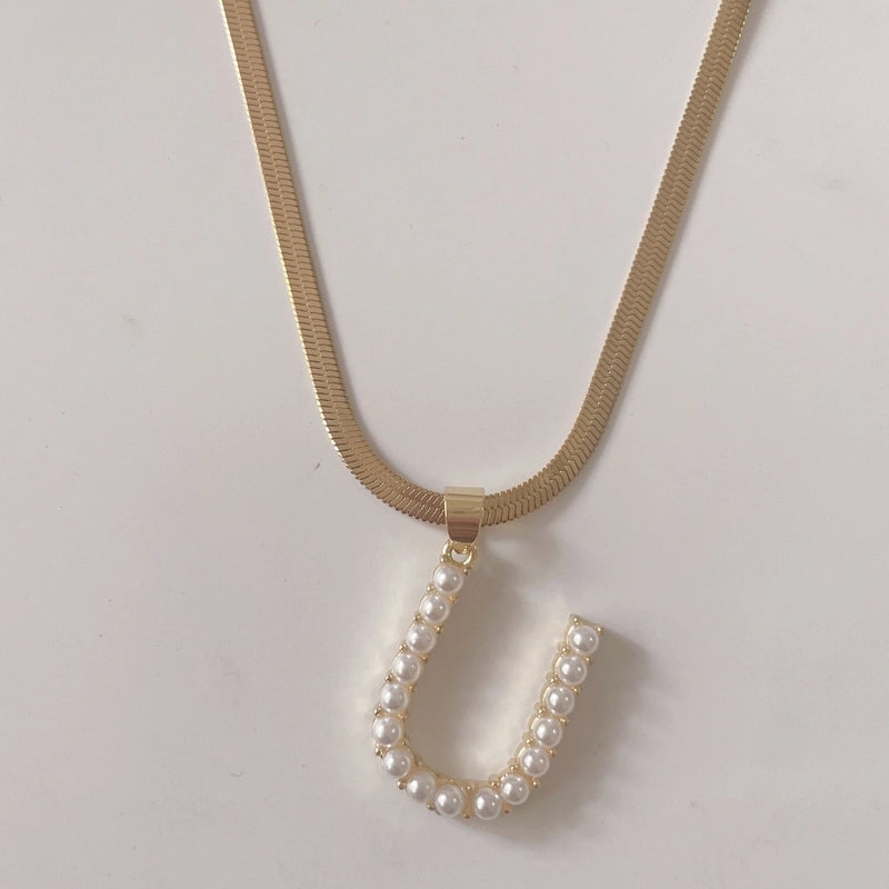 Elegant Luxurious Classic Style Letter Copper 14k Gold Plated Artificial Pearls Pendant Necklace In Bulk