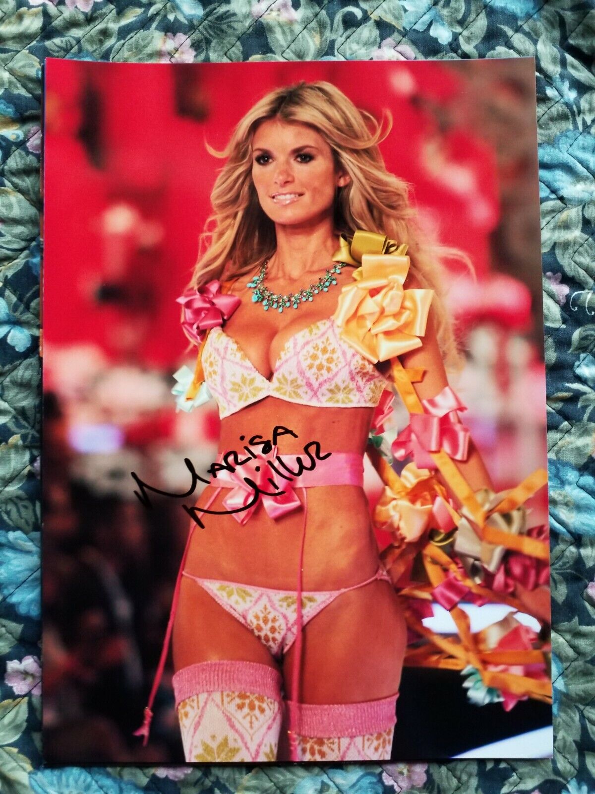 Marisa Miller/ Victoria Secret, SI Model Signed Autographed 8.2 x 11.7 Photo Poster painting