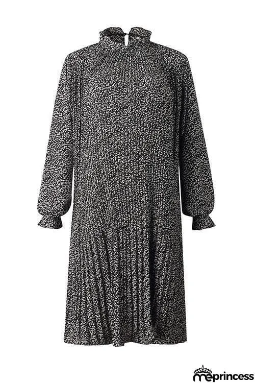 Print Pleated Long Sleeve Dress