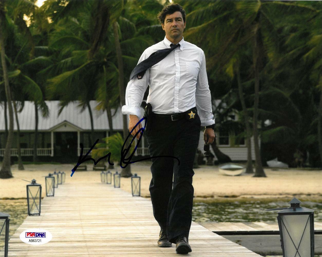 Kyle Chandler Signed Bloodline Authentic Autographed 8x10 Photo Poster painting PSA/DNA #AB63721