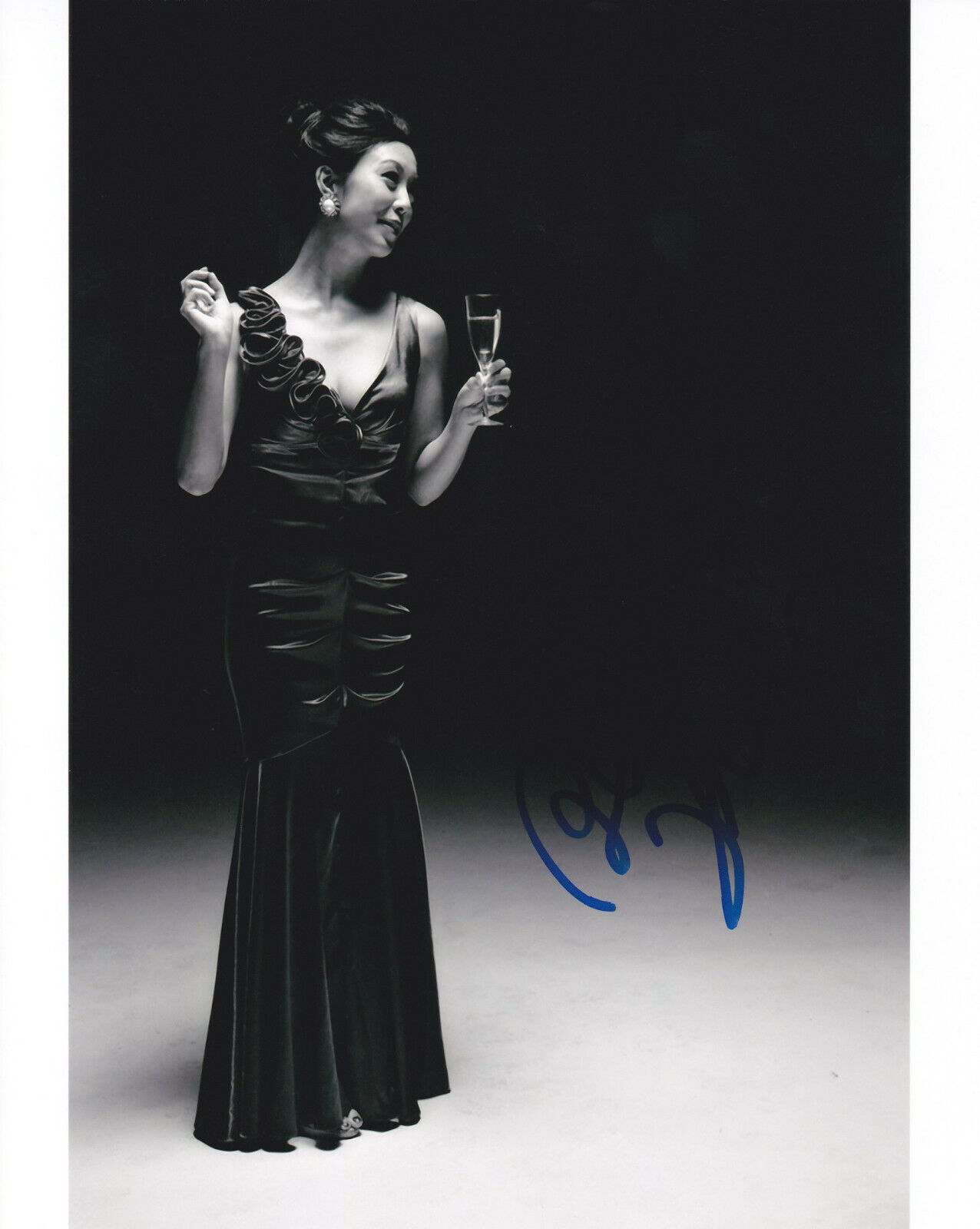 BRITTANY ISHIBASHI hand-signed BEAUTIFUL 8x10 B/W PORTRAIT w/ uacc rd coa PROOF