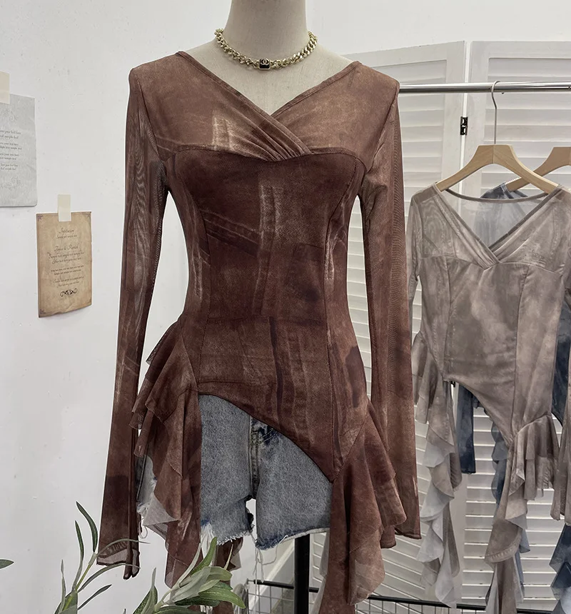 Nigikala Nigikala Shooting Ribbon Mesh Yarn Leaf Side Retro Print V Collar Horn Sleeve Top Spring And Summer Short Repair T-Shirt 8013