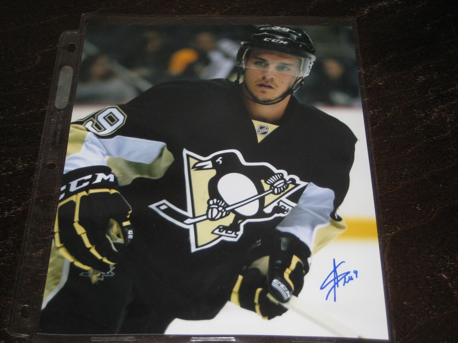 JEAN-SEBASTIEN DEA autographed PITTSBURGH PENGUINS 8X10 Photo Poster painting