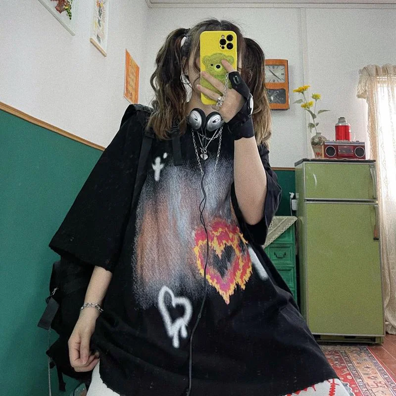 Korean Fashion Flame love printing T-shirt TK047