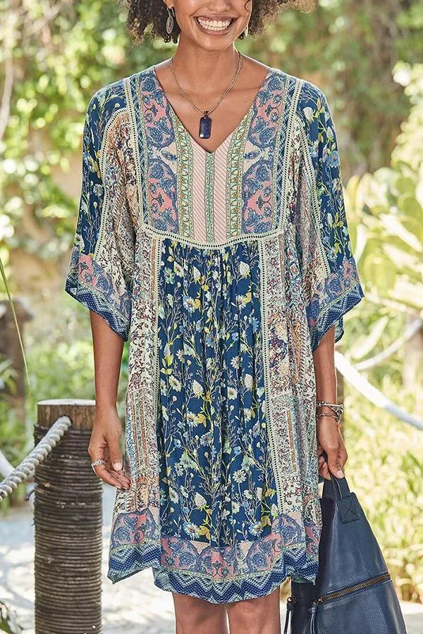 Bohemian Floral Print V-neck Half Sleeves Holiday Midi Dress | EGEMISS