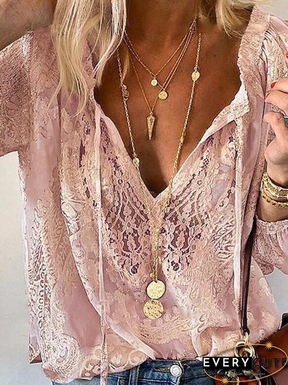 V Neck Lace Pullover Top