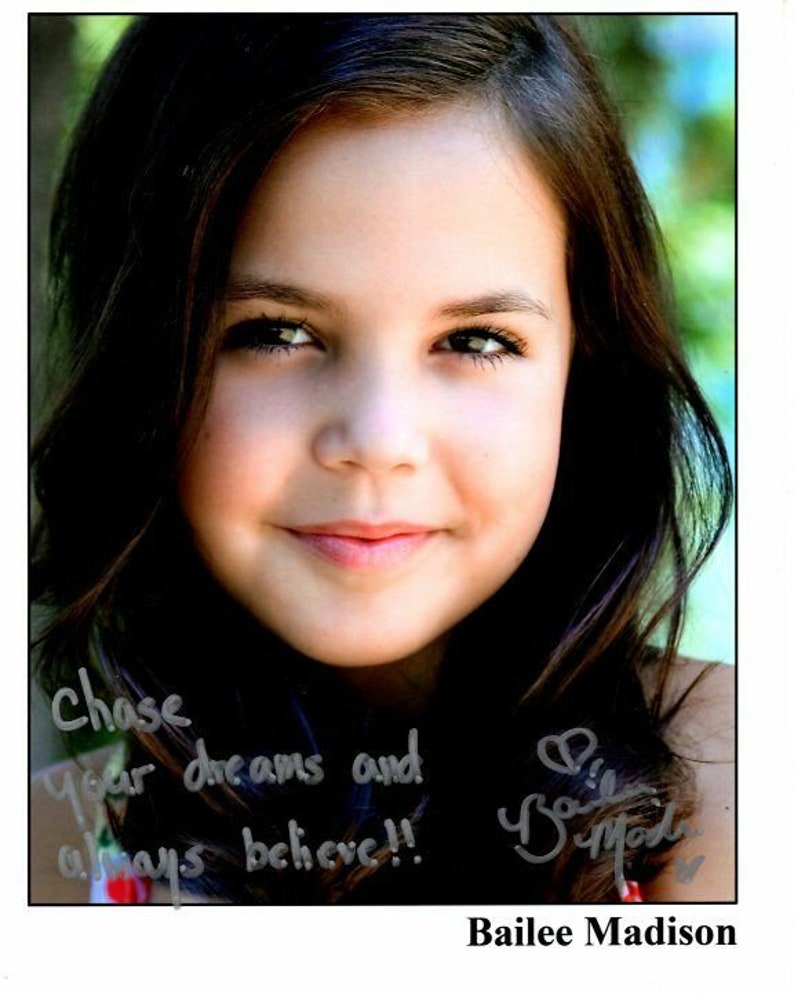 Bailee madison signed autographed 8x10 Photo Poster painting rare early graph w great content