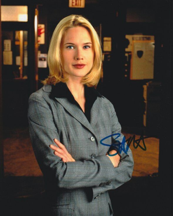 Stephanie March (Law & Order) signed 8x10 Photo Poster painting In-person