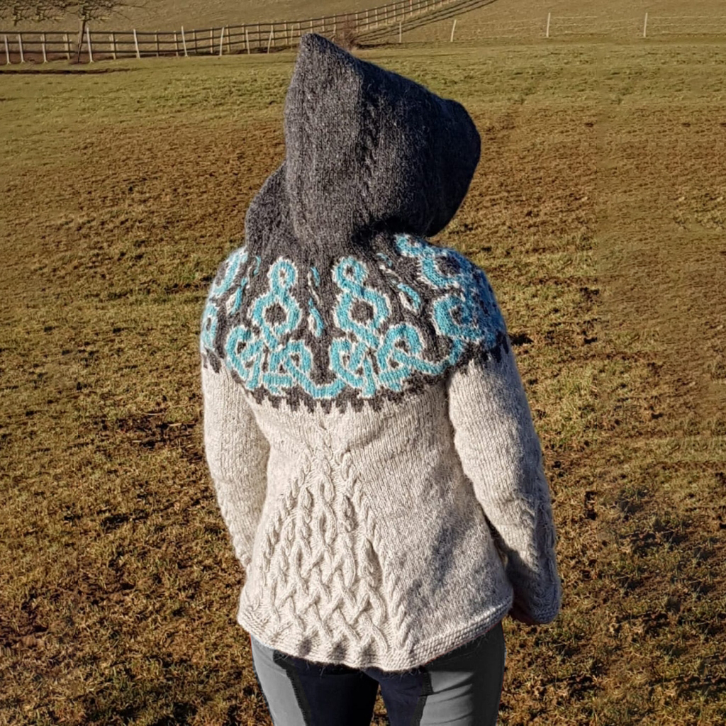 Women's Retro Round Totem Aran Jacquard Cozy Hooded Sweater wearshes