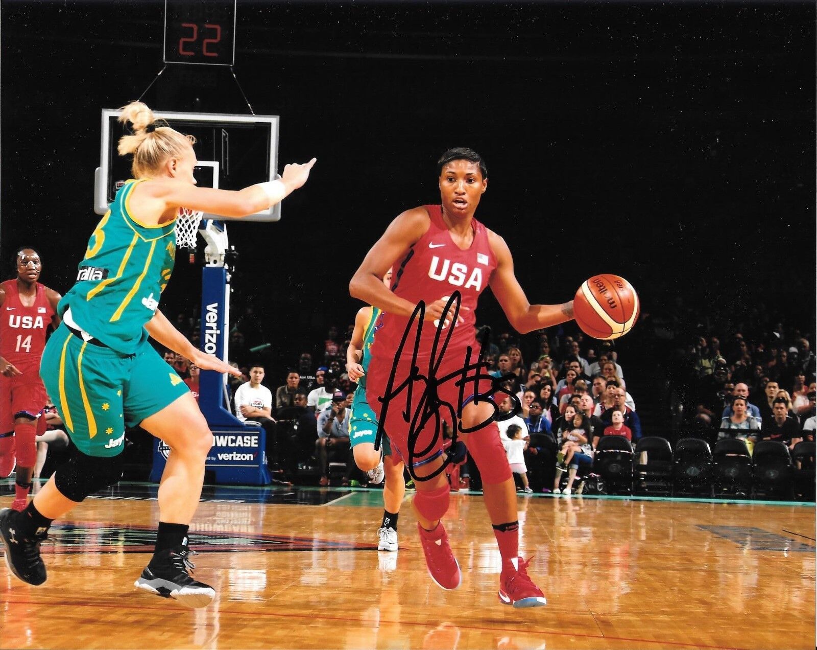 ATLANTA DREAM ANGEL McCOUGHTRY HAND SIGNED TEAM USA 8X10 Photo Poster painting W/COA LOUISVILLE