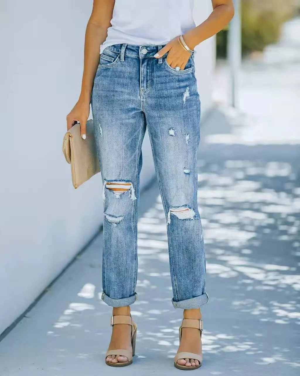 Women's Boyfriend Style Breakthrough Jeans Ripped Blue Jeans