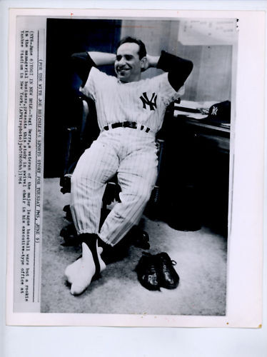 Yogi Berra New York Yankees Manager 1964 Press Photo Poster painting