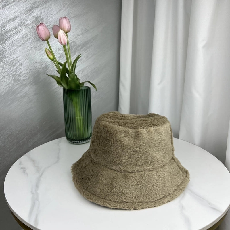 Women’s Basic Solid Color Curved Eaves Bucket Hat