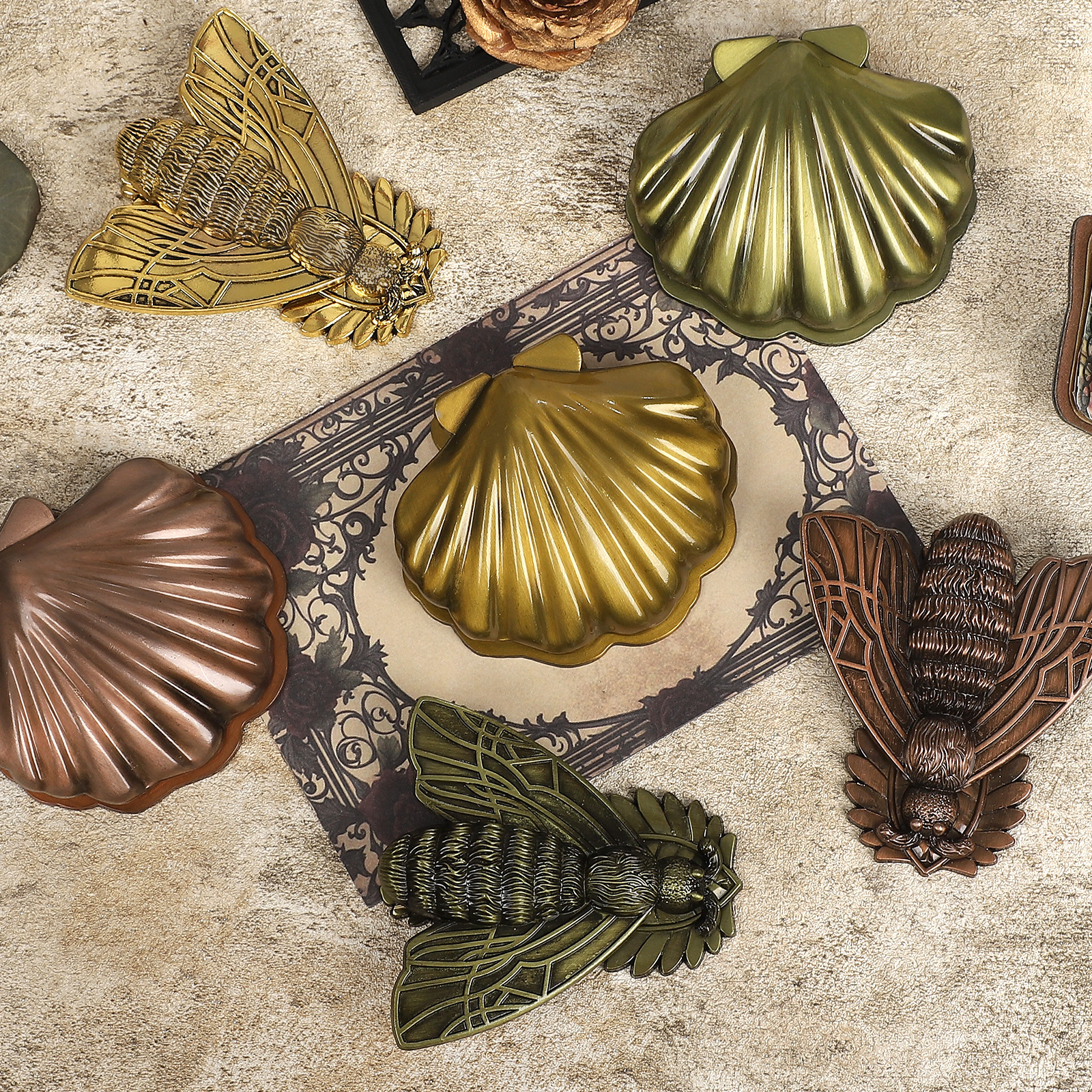 보관 클립 - 빈티지 금속 쉘 나방 모양