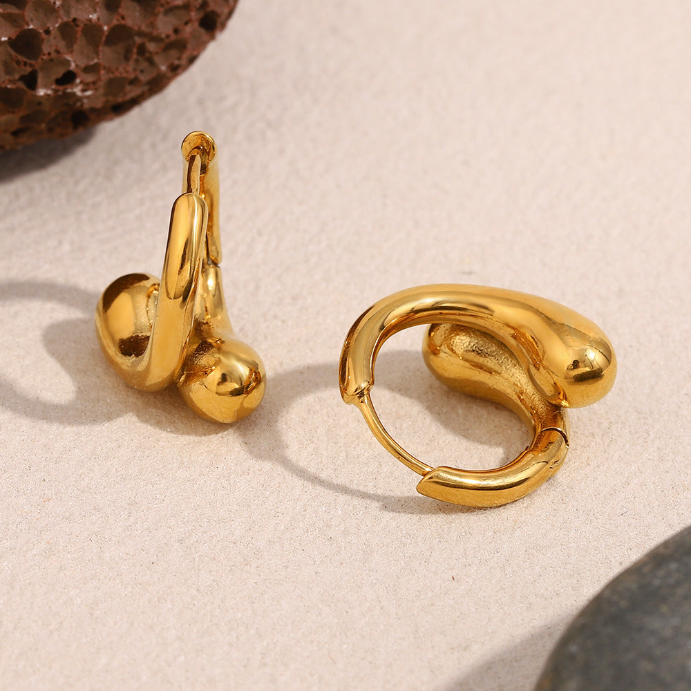 Fashionable And Simple Niche Earrings Stainless Steel Plated With 18K Gold Personalized Snake Head Small Ear Buckles For Women