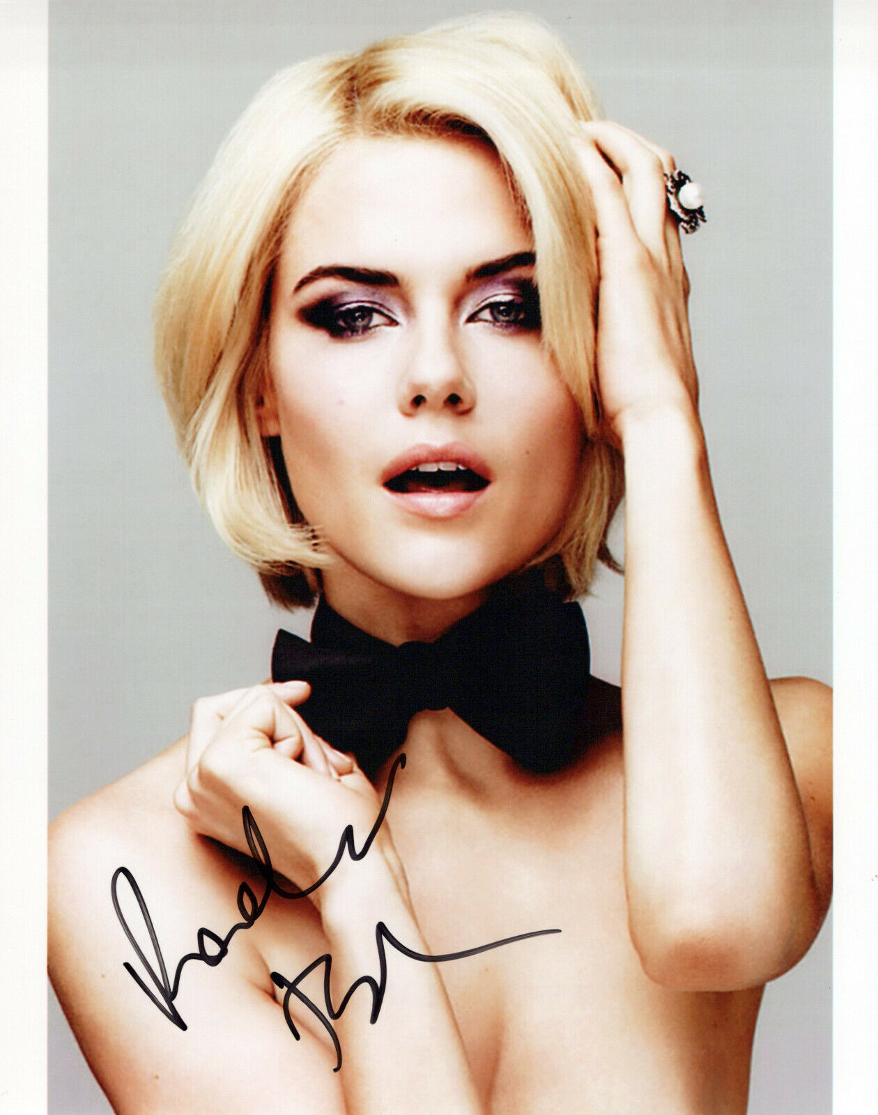 Rachael Taylor glamour shot autographed Photo Poster painting signed 8x10 #13