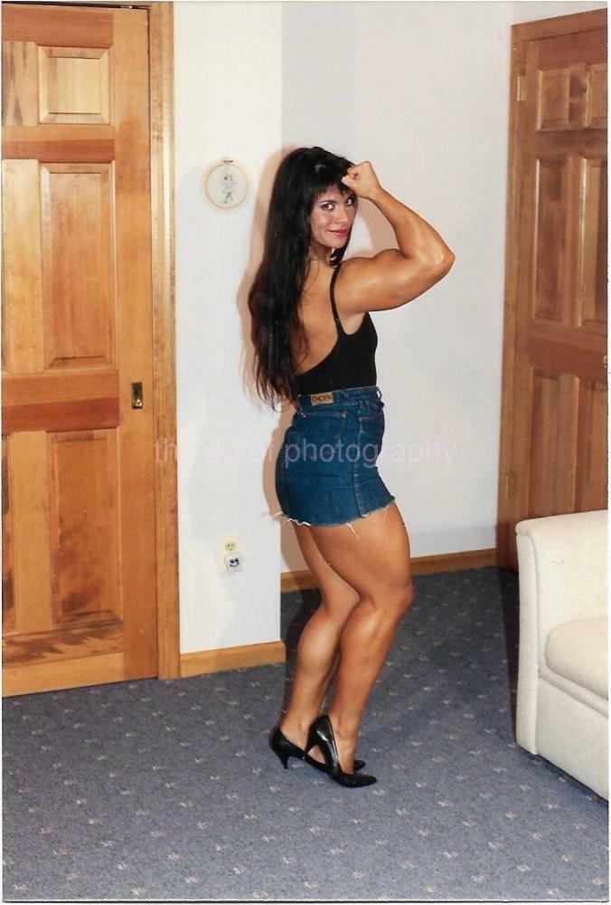 ATHENA ANIS 80's 90's FOUND Photo Poster painting Color FEMALE BODYBUILDER Original EN 18 26 P