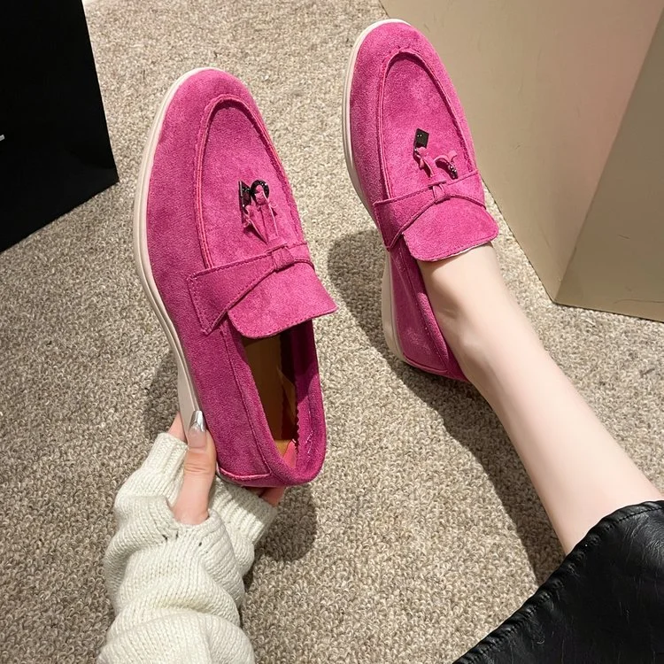 Yyvonne And Autumn 2025 New Lazy One Foot Flat Bottom Students British Style Retro Velvet Round Head Single Shoes Women