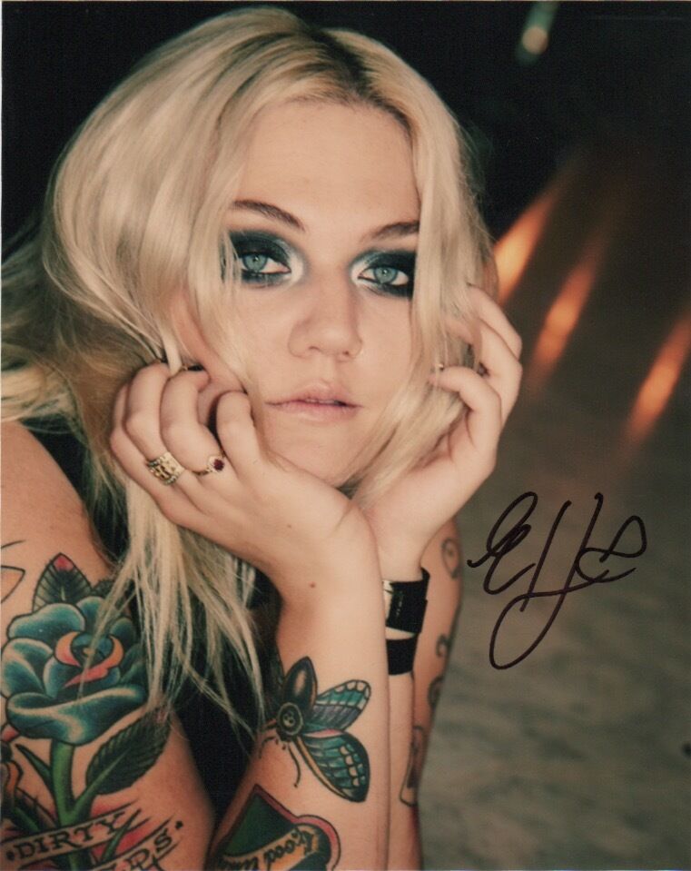 Elle King Autographed Signed 8x10 Photo Poster painting COA B