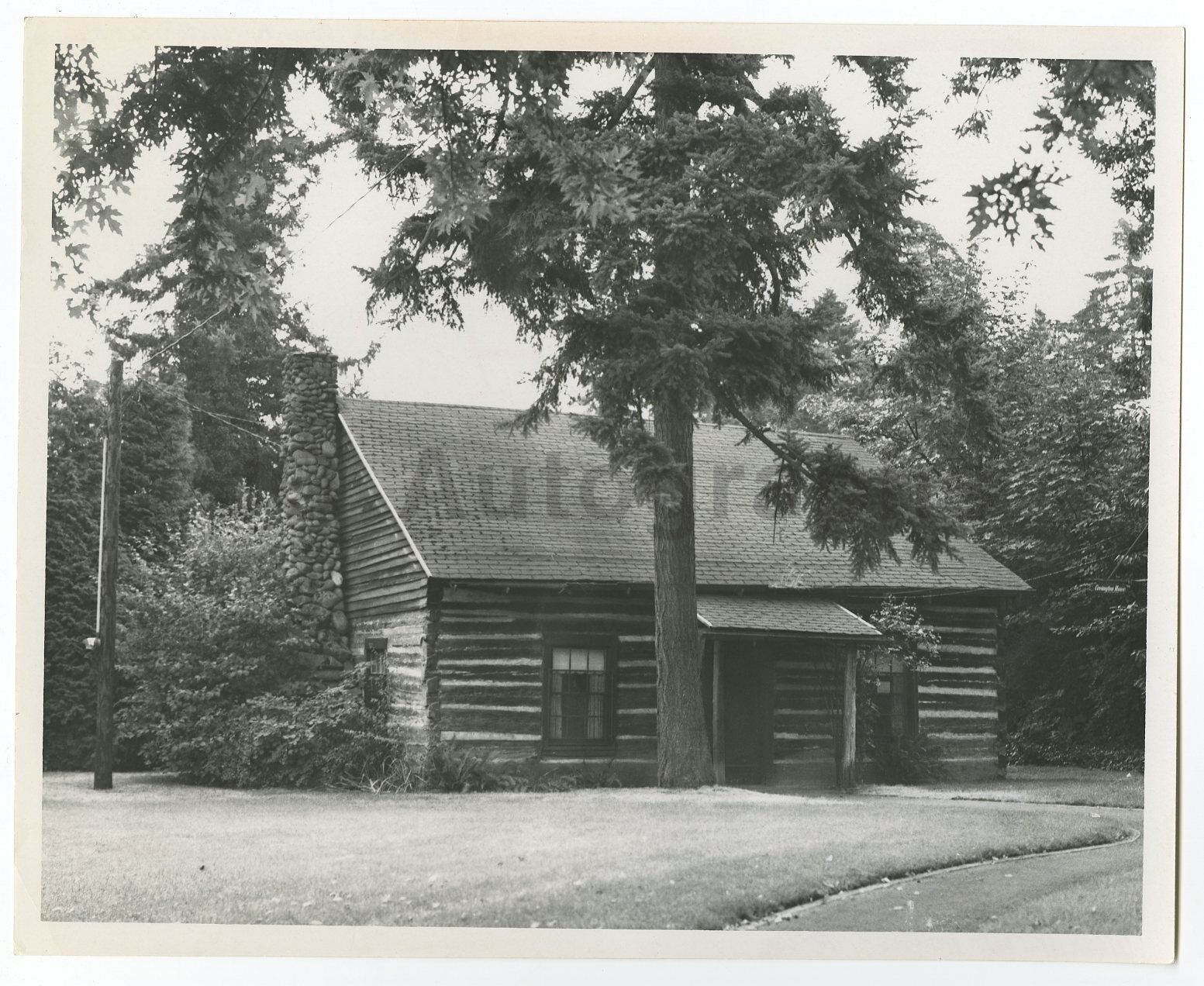 Washington State History - Covington House, Vancouver - Vintage 8x10 Photo Poster painting