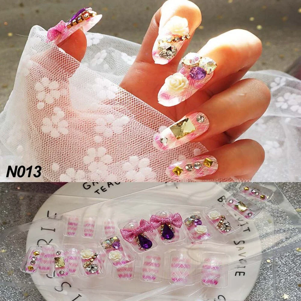 24Pcs Luxe Shining Rhinestone Wedding False Nails Transparent Glitter Gems Crown Designed Square Full Short Fake Art Bride-Nail Inspo