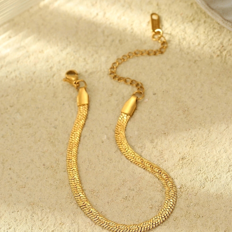 A Fashionable 18K Real Gold Stainless Steel Snake Bone Bracelet