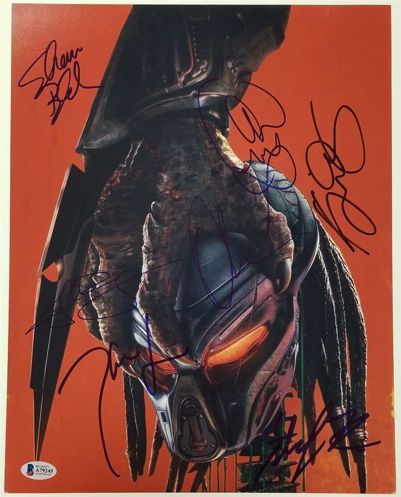 THE PREDATOR Cast (7) Signed 11x14 Photo Poster painting Munn Key Brown Jane ~ Beckett BAS LOA