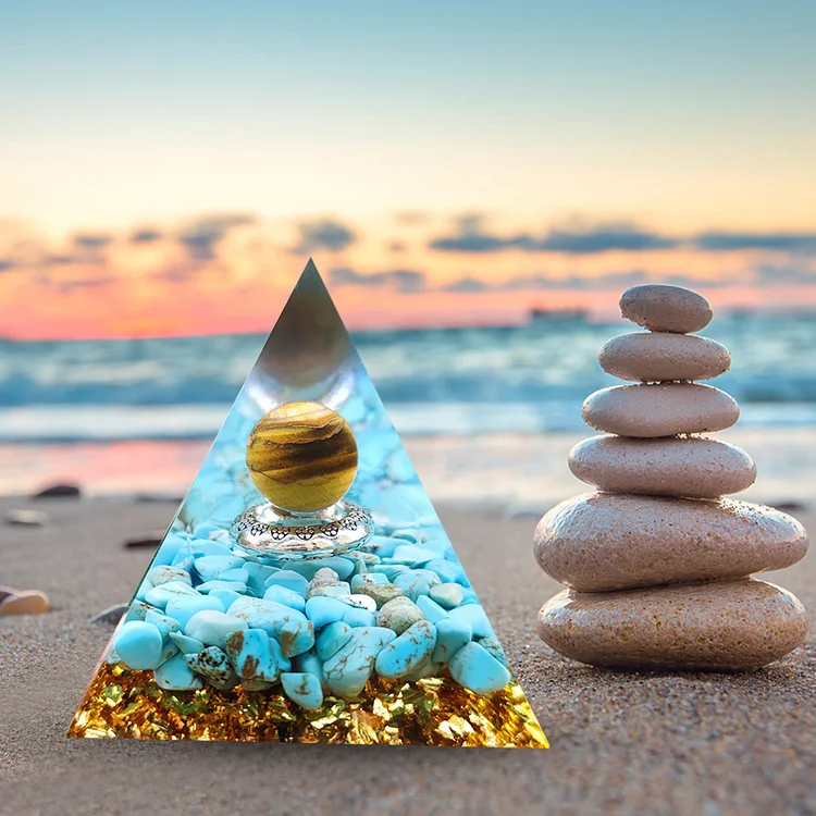 Crystal Energy Generator Pyramid Healing Stone Positive Energy Collect (E)
