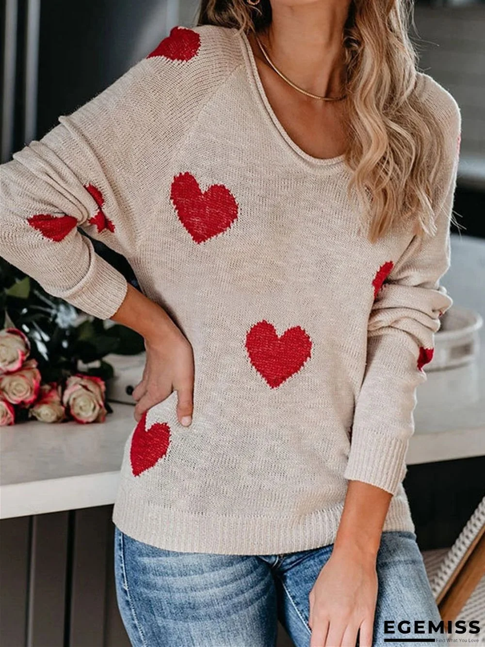 Loose V-neck Love Knitted Sweater | EGEMISS