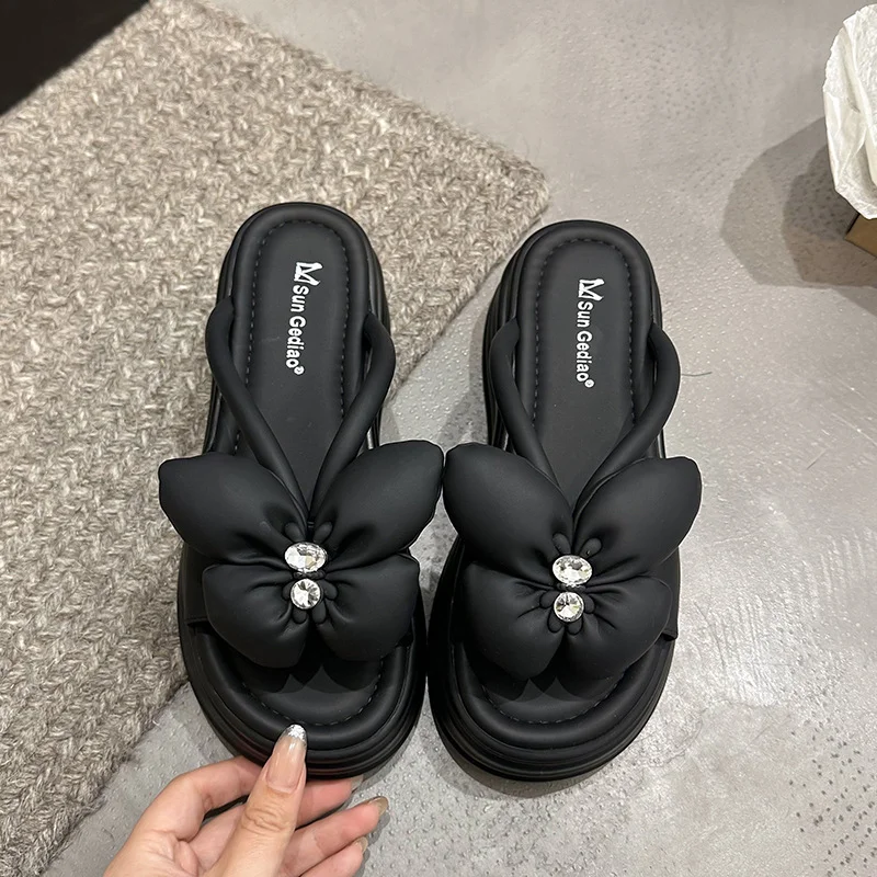 Yyvonne Cake Thick Bottom Dew Cool Slippers Women Wear 2025 New Summer Gentle Fairy Wind Sandals