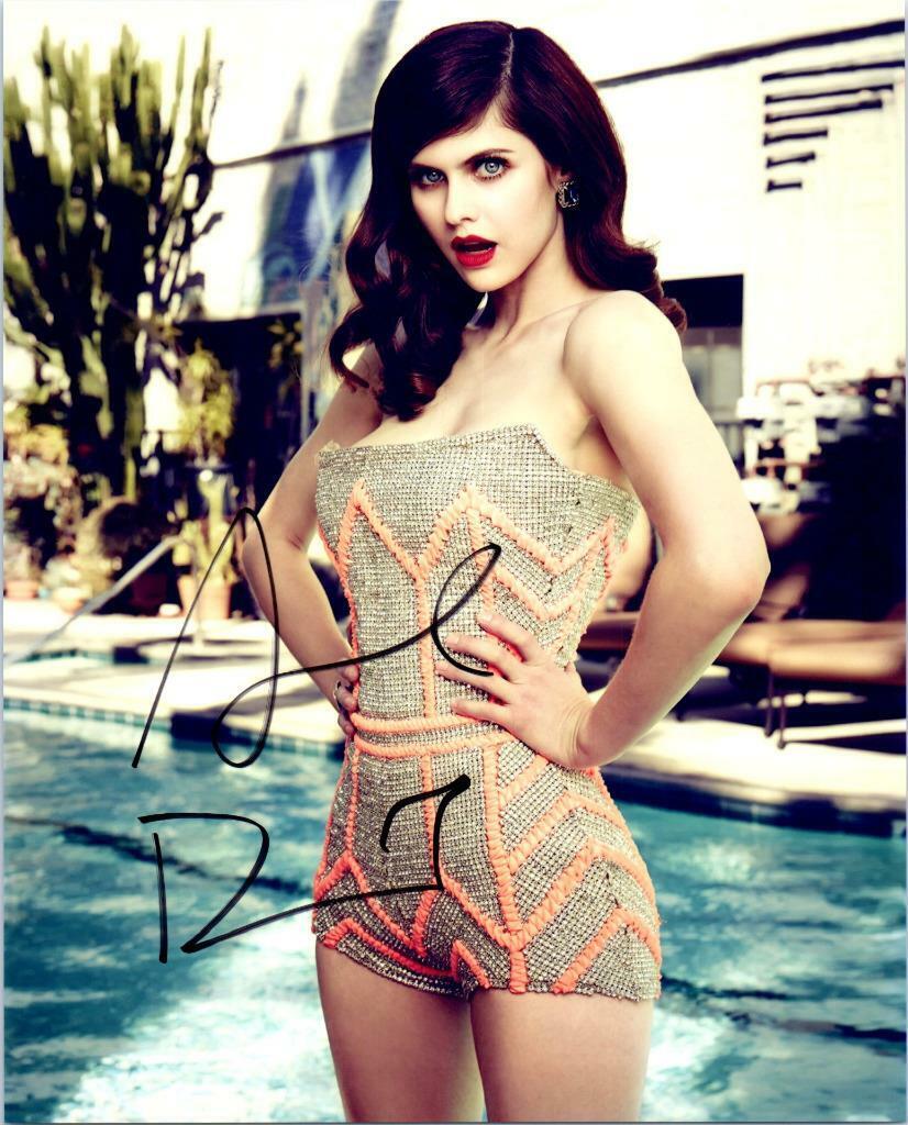 Alexandra Daddario Autographed 8x10 Photo Poster painting signed Picture + COA