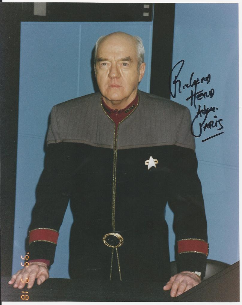 Richard Herd - Star Trek VOY signed Photo Poster painting