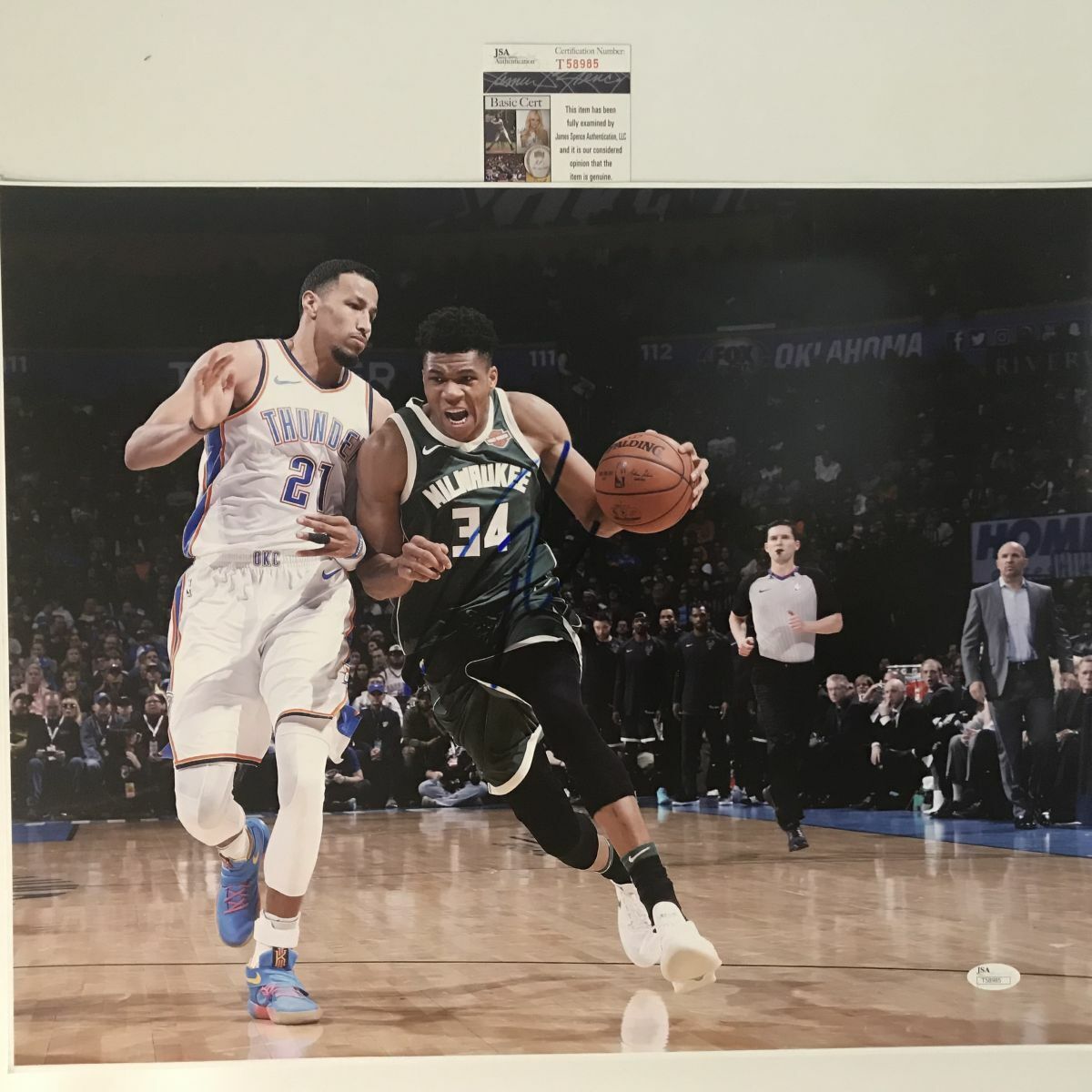 Autographed/Signed GIANNIS ANTETOKOUNMPO Milwaukee Bucks 16x20 Photo Poster painting JSA COA