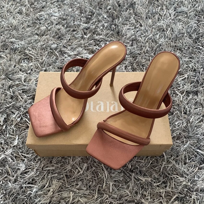 2022 New Summer Fashion Thin Heels Slippers Sandals Women Square toe High Heels Mules slippers Beach Leisure slides