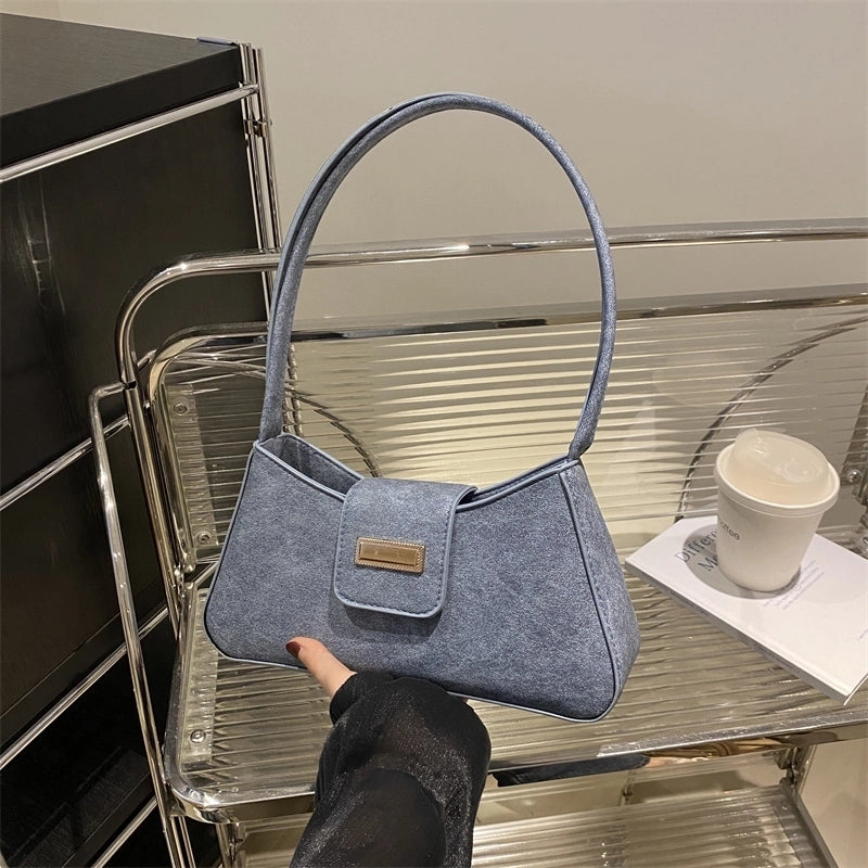 Women’s Medium Pu Leather Solid Color Streetwear Zipper Underarm Bag