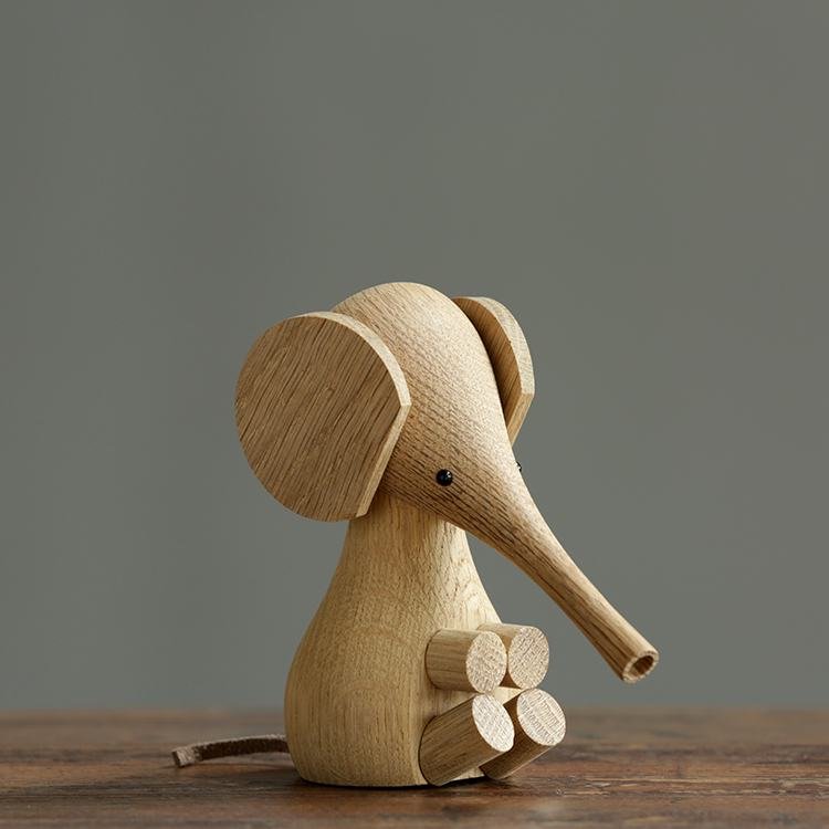 Nordic solid wood elephant household furnishings European Danish puppet white oak elephant beech creative wood crafts