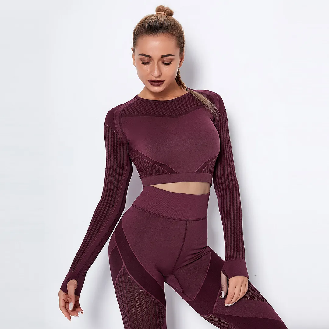 Women's long sleeve athletic shirt with thumb holes