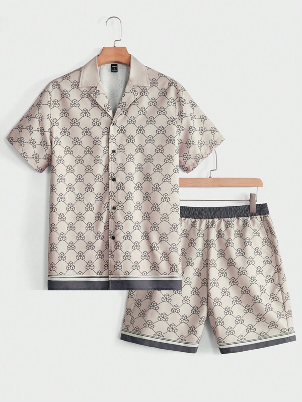 Men Random Baroque Print Shirt & Shorts