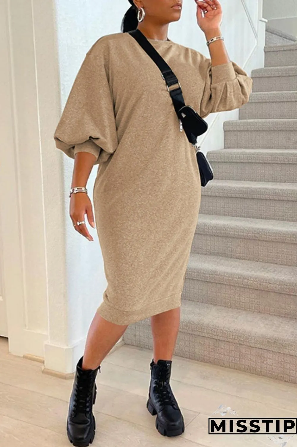 Brown Casual Solid Basic O Neck Long Sleeve Dresses