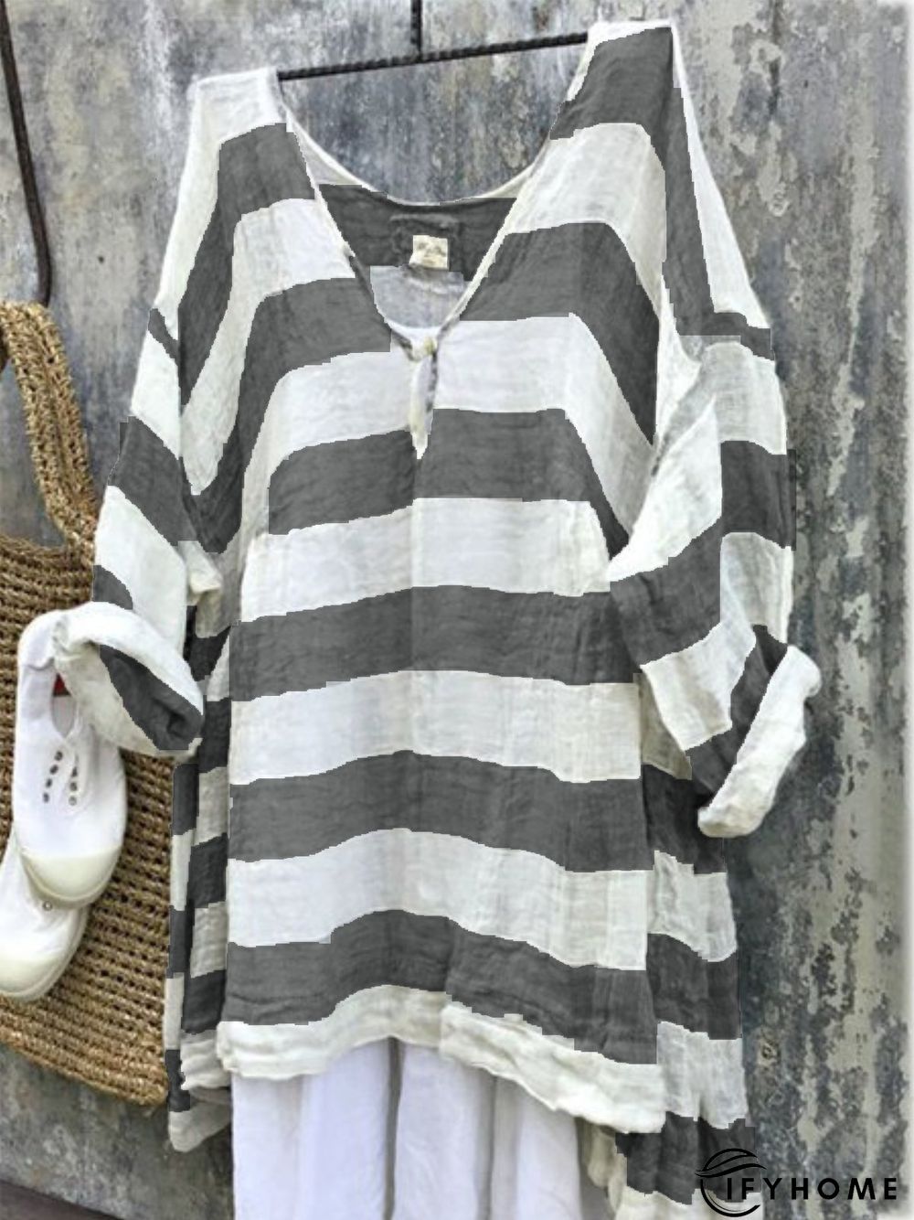 Casual 3/4 Sleeve V Neck Striped Bat Sleeve Top | IFYHOME
