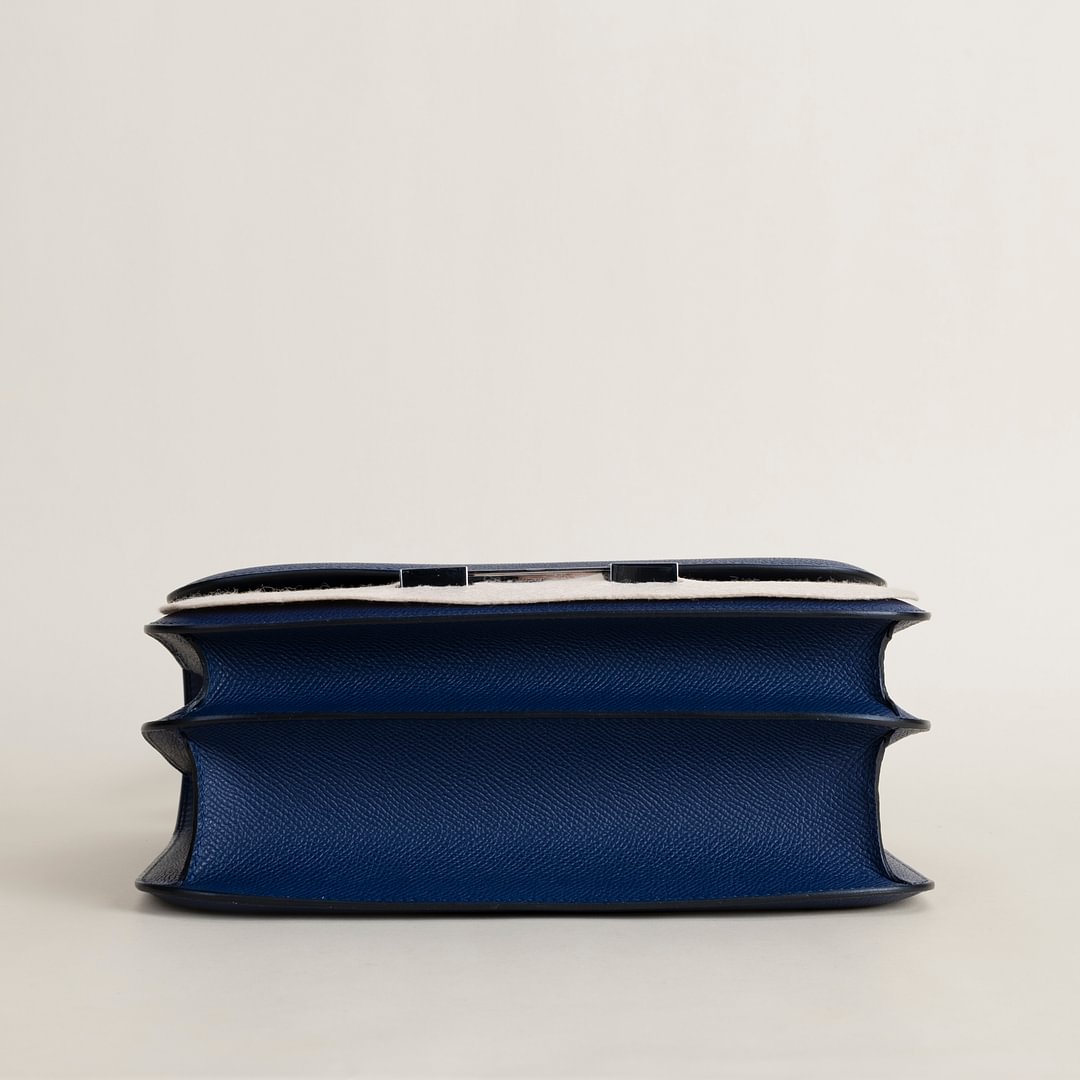 Constance 24CM Epsom 73 Bleu sapphire PHW