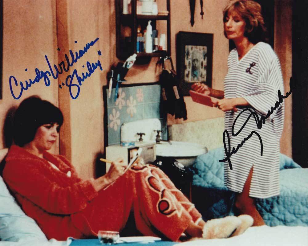 Laverne & Shirley AUTHENTIC Cast Autographed Photo Poster painting SHA #10789