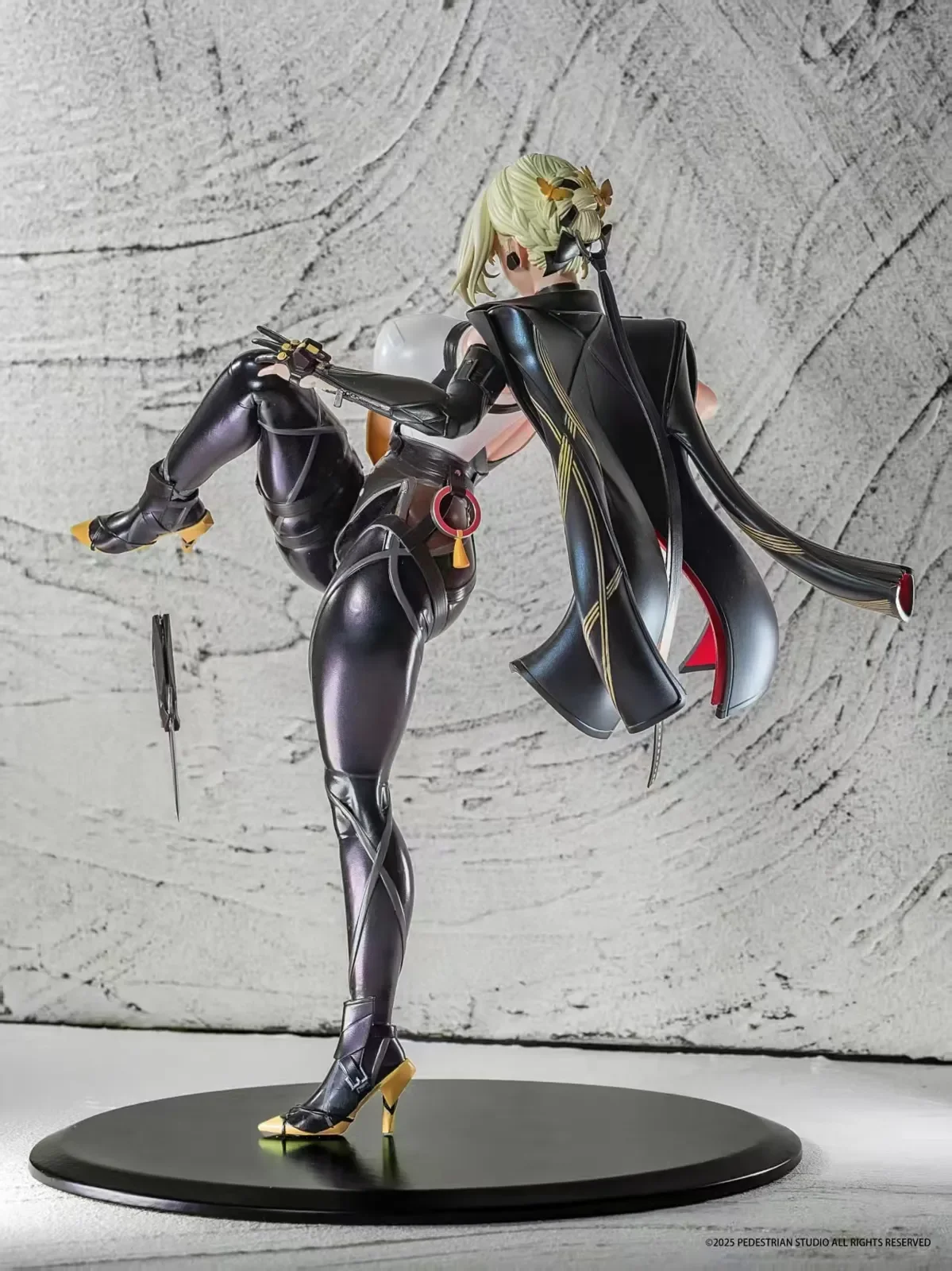 1/7 Scale Evelyn Chevalier - Zenless Zone Zero Resin Statue