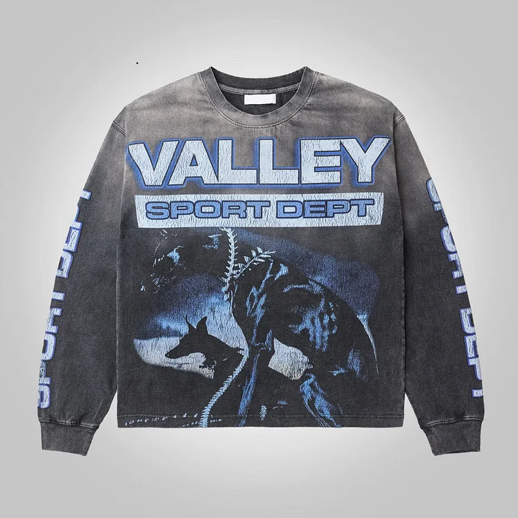 Doberman Pinscher Watchdog  Graphic  Washed Distressed Crew Neck Sweatshirt