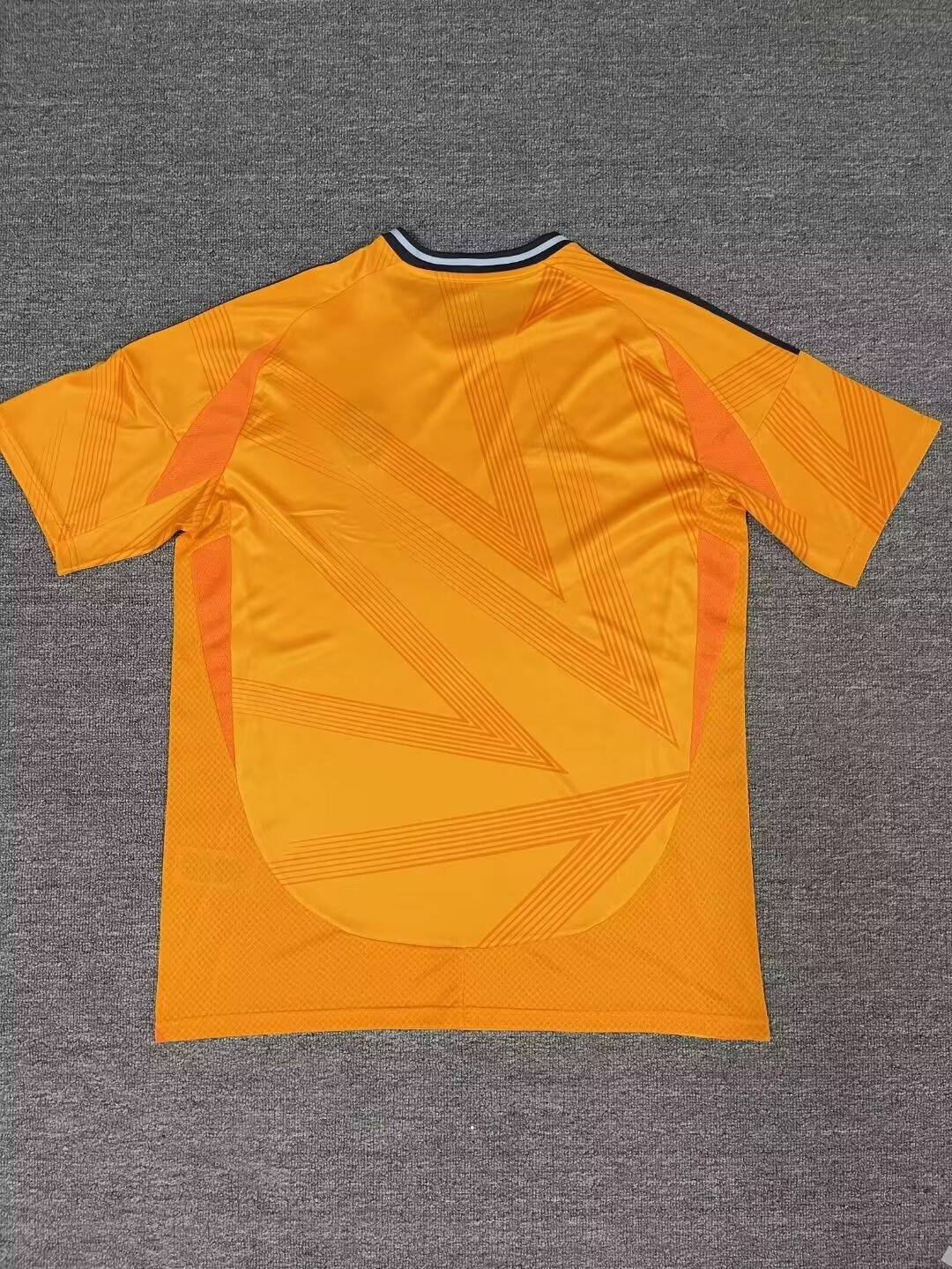 24/25 Real Madrid Away Football Shirt Thai quality