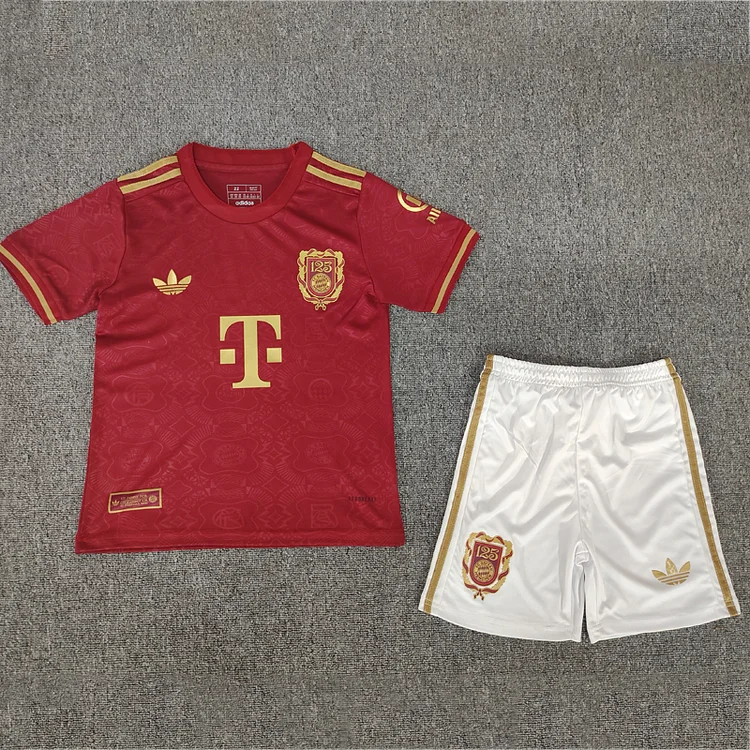 Kids Bayern 125th Anniversary Jersey Set
