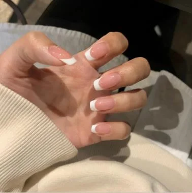 24pcs/Set Simple French False Nails Short Design Fashion Finished Full Cover Artificial Nail Art Tips Nail Decorations Tools-Nail Inspo