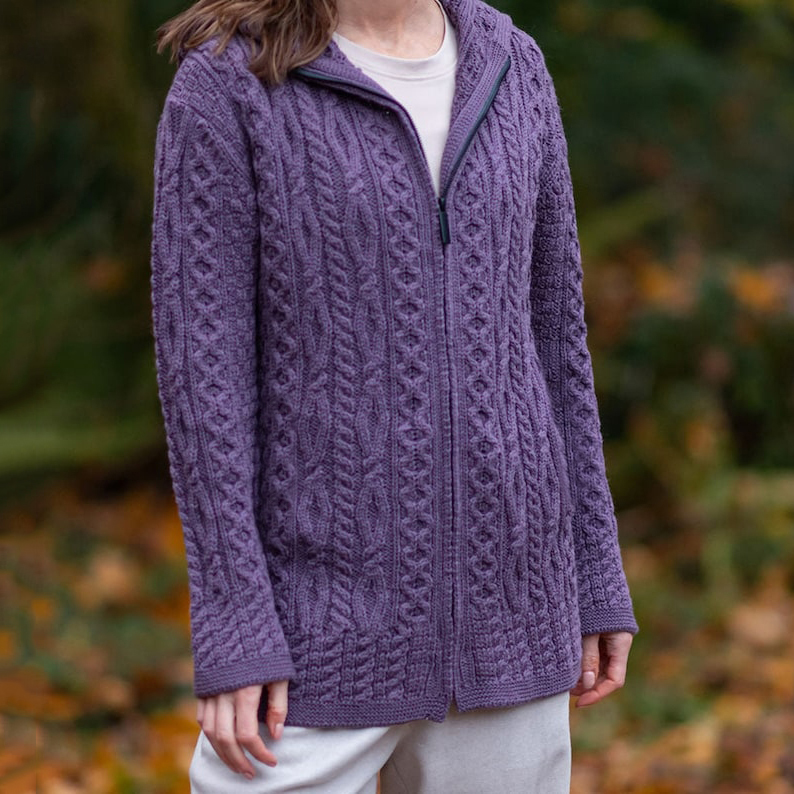 Women's Clan Pattern Zip Hooded Sweater wearshes