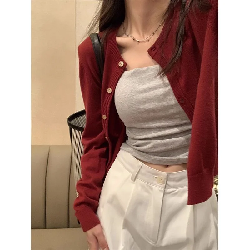Uveng Uveng Knitted Jersey Women's 2025 Autumn Soft Skin-Care Comfortable And Stylish Loose Long-Sleeved Top Tide